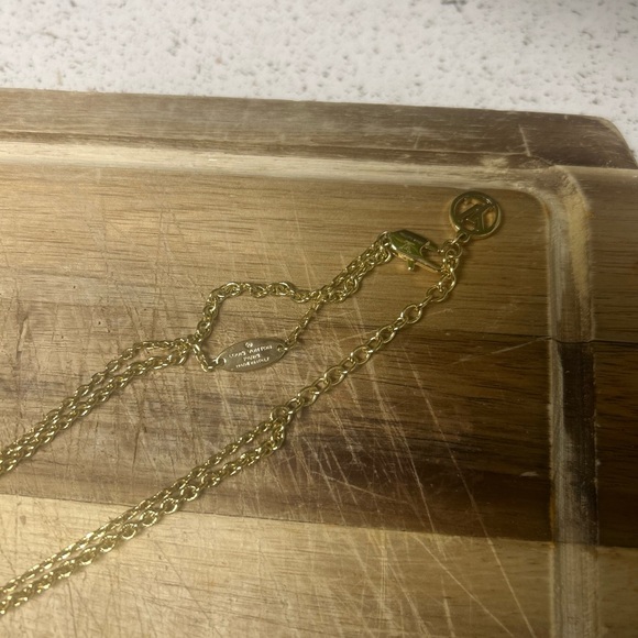 Louis Vuitton Gold Necklace with Crystal Accents - Picture 4 of 6